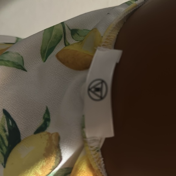 Misguided Lemon 🍋 dress - Picture 4 of 5